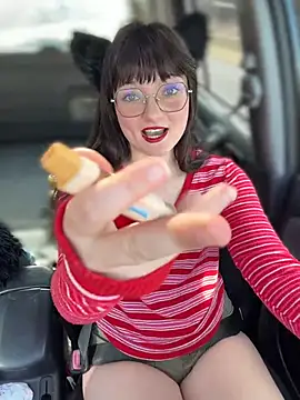 Snapshot of urpuppymoon chatting on 14, 2, 2026 urpuppymoon online show from 14, 2, 2026