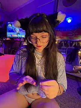 Snapshot of urpuppymoon chatting on 8, 3, 2026 urpuppymoon online show from 8, 3, 2026