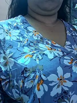 Snapshot of Ravina_patil1 chatting on 20, 1, 2025 Ravina patil1 online show from 20, 1, 2025