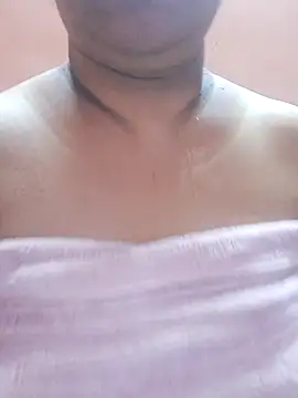 Snapshot of Ravina_patil1 chatting on 4, 3, 2025 Ravina patil1 online show from 4, 3, 2025