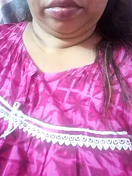 Snapshot of Ravina_patil1 chatting on 5, 10, 2025 Ravina patil1 online show from 5, 10, 2025