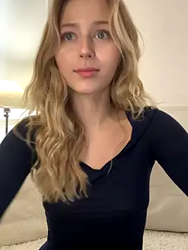 Snapshot of LunaRase chatting on 26, 9, 2025 LunaRase online show from 26, 9, 2025