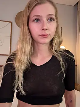 LunaRase online show from 11, 1, 2026