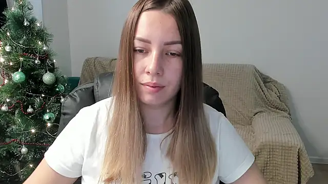 Snapshot of Mia_shy1 chatting on 16, 12, 2025 Mia shy1 online show from 16, 12, 2025