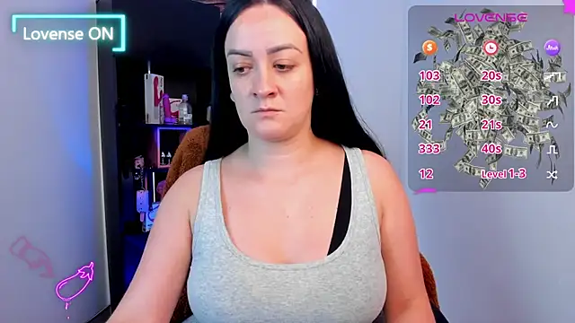 Snapshot of sara_goodgirl13 chatting on 8, 3, 2026 sara goodgirl13 online show from 8, 3, 2026