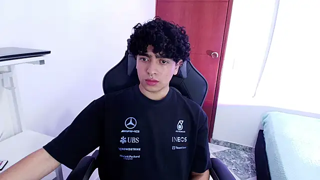  nickconnor01 online show from 7, 3, 2025