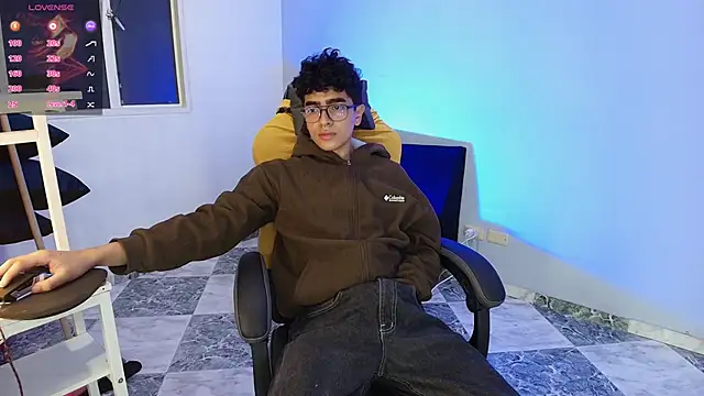  nickconnor01 online show from 19, 9, 2025