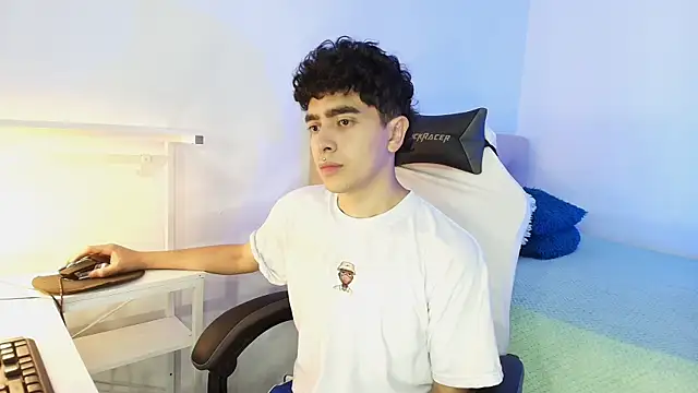  nickconnor01 online show from 22, 10, 2025