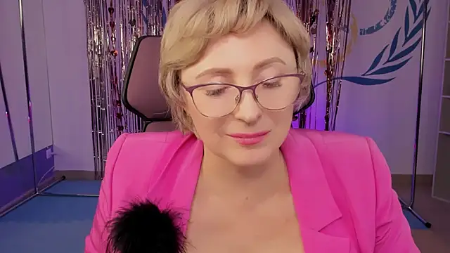 sugar vivien online show from 26, 2, 2025