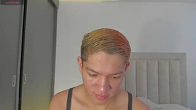 JulianRose 1 online show from 26, 11, 2025