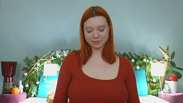 Snapshot of MileyMiller chatting on 11, 12, 2024 MileyMiller online show from 11, 12, 2024