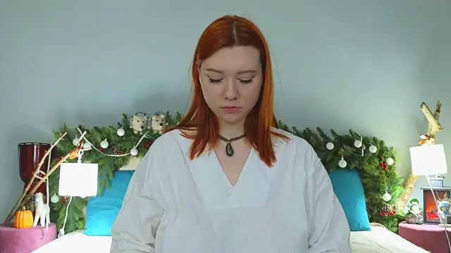 Snapshot of MileyMiller chatting on 28, 12, 2024 MileyMiller online show from 28, 12, 2024