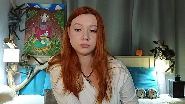 Snapshot of MileyMiller chatting on 19, 10, 2025 MileyMiller online show from 19, 10, 2025