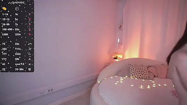 Lil Amelie online show from 2, 3, 2025