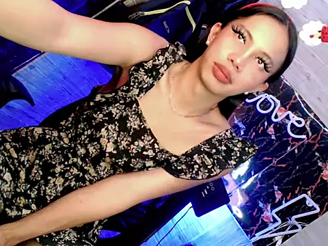 whiteladyboy online show from 19, 12, 2025