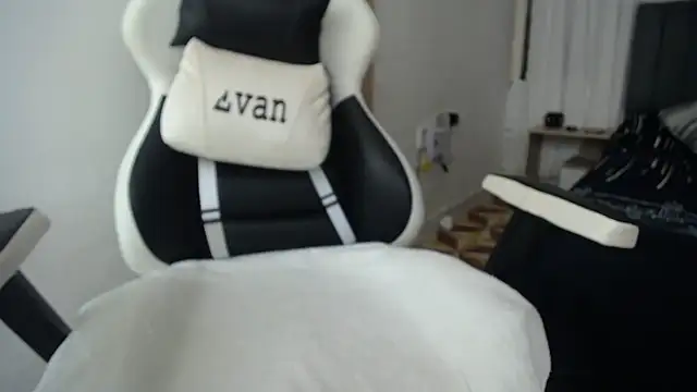 Snapshot of Valerioe chatting on 23, 1, 2025 Valerioe online show from 23, 1, 2025