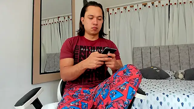 Snapshot of Valerioe chatting on 19, 10, 2025 Valerioe online show from 19, 10, 2025