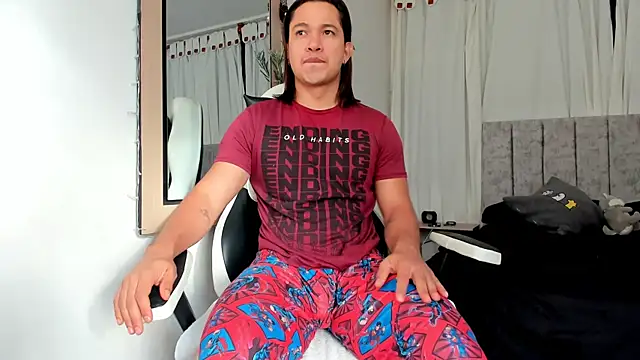 Snapshot of Valerioe chatting on 8, 11, 2025 Valerioe online show from 8, 11, 2025