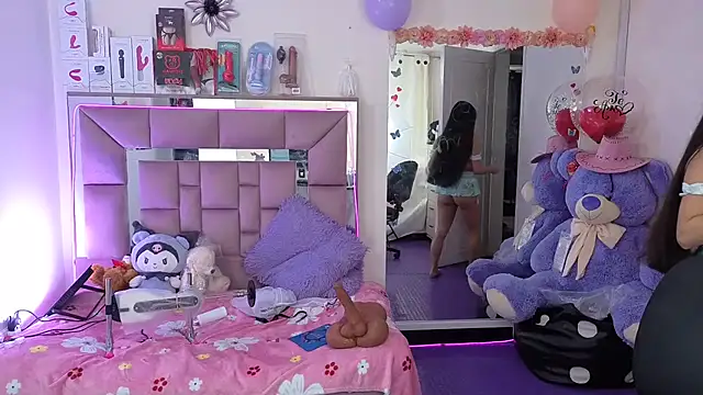 Snapshot of AriadnaCappelletty chatting on 14, 11, 2025 AriadnaCappelletty online show from 14, 11, 2025