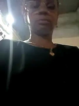 Melanie candy  online show from 14, 2, 2025