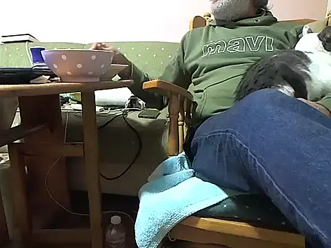 Snapshot of zormen355 chatting on 14, 11, 2025 zormen355 online show from 14, 11, 2025