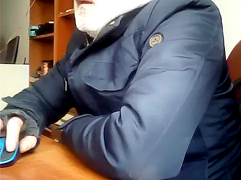 Snapshot of zormen355 chatting on 7, 1, 2026 zormen355 online show from 7, 1, 2026