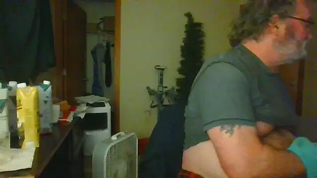 Snapshot of Doherty10 chatting on 11, 4, 2026 Doherty10 online show from 11, 4, 2026