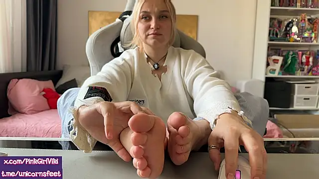 Snapshot of unicornsfeet chatting on 29, 3, 2026 unicornsfeet online show from 29, 3, 2026