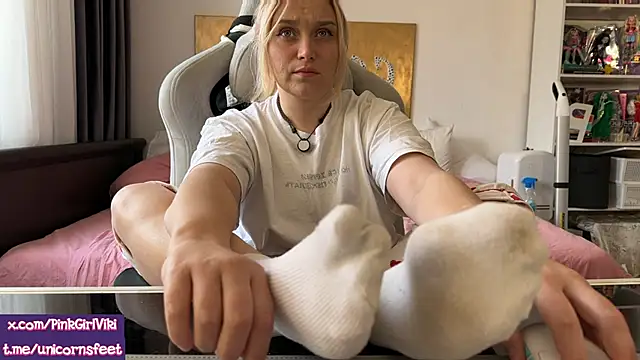 Snapshot of unicornsfeet chatting on 9, 4, 2026 unicornsfeet online show from 9, 4, 2026