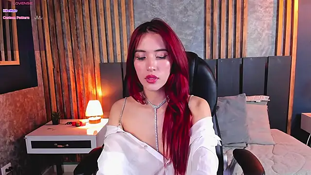 Christina Johns online show from 30, 1, 2025