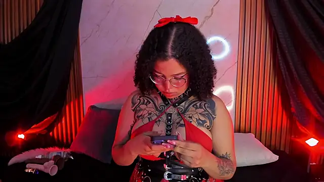 Snapshot of Emiilycollins chatting on 20, 1, 2025 Emiilycollins online show from 20, 1, 2025