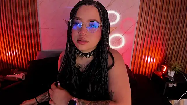 Snapshot of Emiilycollins chatting on 12, 2, 2025 Emiilycollins online show from 12, 2, 2025