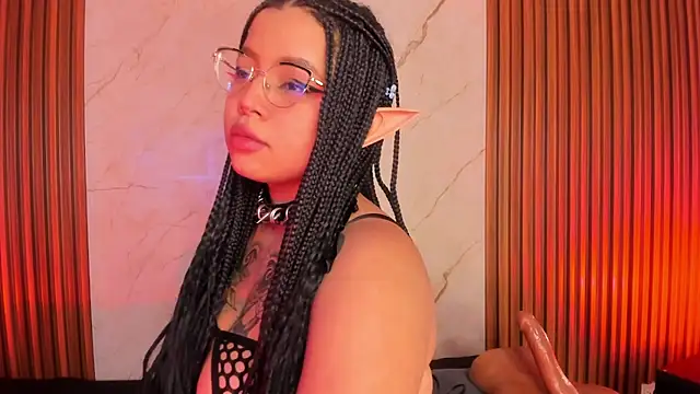 Snapshot of Emiilycollins chatting on 13, 3, 2025 Emiilycollins online show from 13, 3, 2025