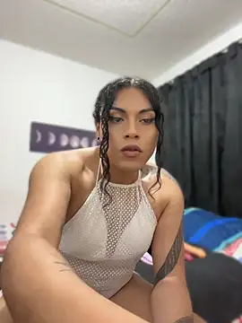 Ariana Rodriguez  online show from 24, 6, 2026