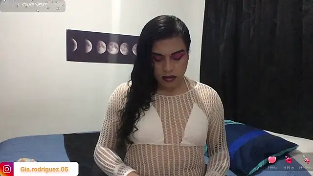 Ariana Rodriguez  online show from 6, 7, 2026