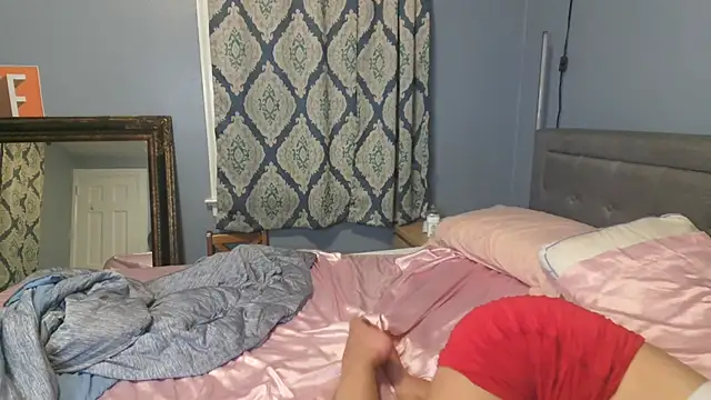 Snapshot of petitebarbiexxx chatting on 6, 1, 2025 petitebarbiexxx online show from 6, 1, 2025