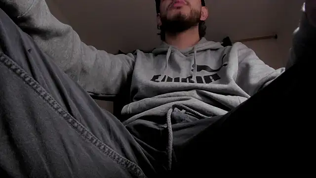 Snapshot of s_sven03 chatting on 18, 6, 2026 s sven03 online show from 18, 6, 2026