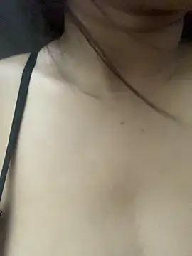 Snapshot of Mia_656 chatting on 12, 3, 2026 Mia 656 online show from 12, 3, 2026