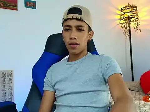 Ostin18hot online show from 30, 11, 2025