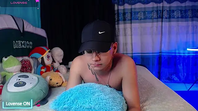 Snapshot of mexican_cum chatting on 2, 4, 2026 mexican cum online show from 2, 4, 2026