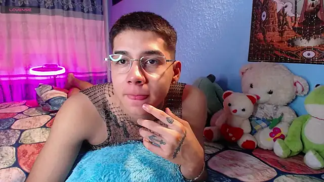 Snapshot of mexican_cum chatting on 28, 4, 2026 mexican cum online show from 28, 4, 2026