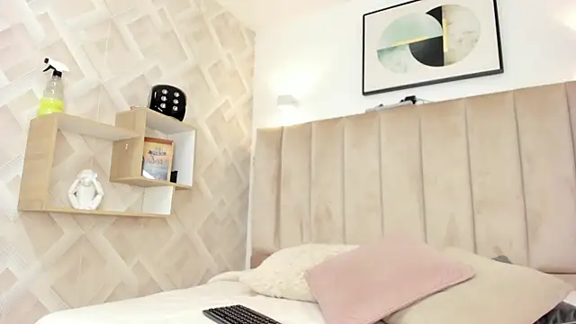 Snapshot of Anniie_Queen chatting on 6, 3, 2026 Anniie Queen online show from 6, 3, 2026