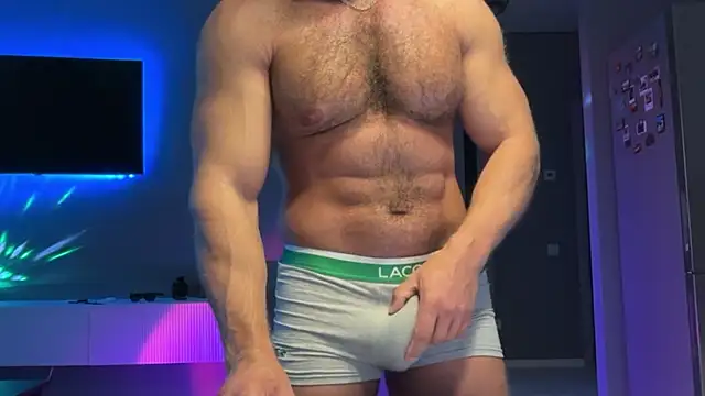 Snapshot of KarlosRichi chatting on 8, 4, 2026 KarlosRichi online show from 8, 4, 2026