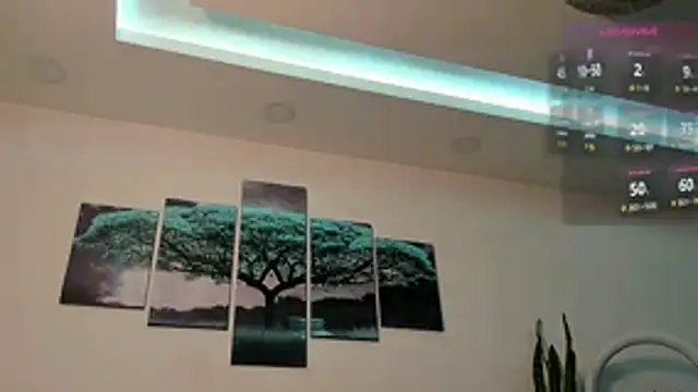 Snapshot of angeel_d035 chatting on 31, 10, 2025 angeel d035 online show from 31, 10, 2025