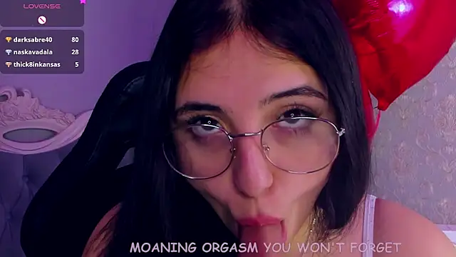 Snapshot of JennyFerguson chatting on 5, 2, 2025 JennyFerguson online show from 5, 2, 2025