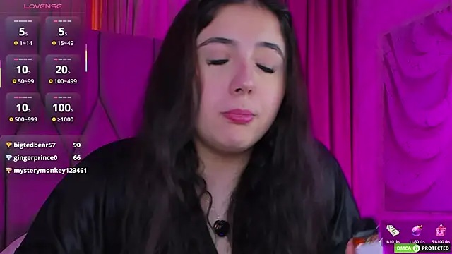 Snapshot of JennyFerguson chatting on 14, 10, 2025 JennyFerguson online show from 14, 10, 2025