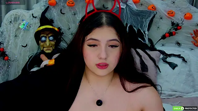 Snapshot of JennyFerguson chatting on 15, 10, 2025 JennyFerguson online show from 15, 10, 2025