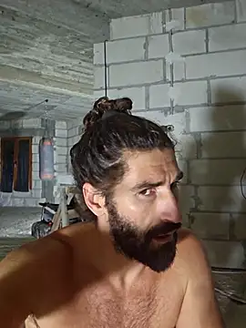 Snapshot of Mariusvidican chatting on 15, 11, 2025 Mariusvidican online show from 15, 11, 2025