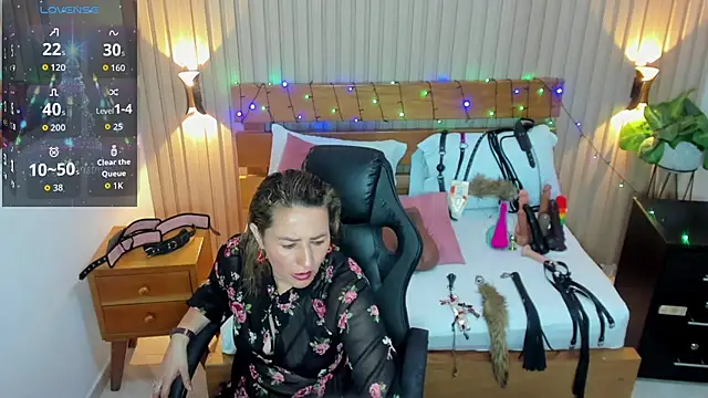 luciana ballesteros  online show from 17, 12, 2025