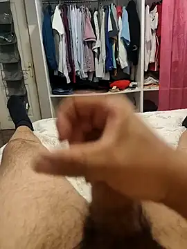 Snapshot of Canario33 chatting on 13, 11, 2025 Canario33 online show from 13, 11, 2025